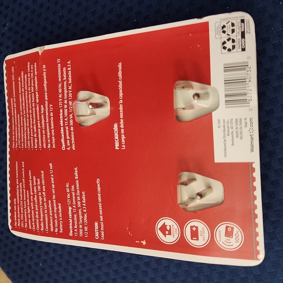 BNIP Holiday Time 3pk indoor wireless outlets with remote control - Picture 4 of 4